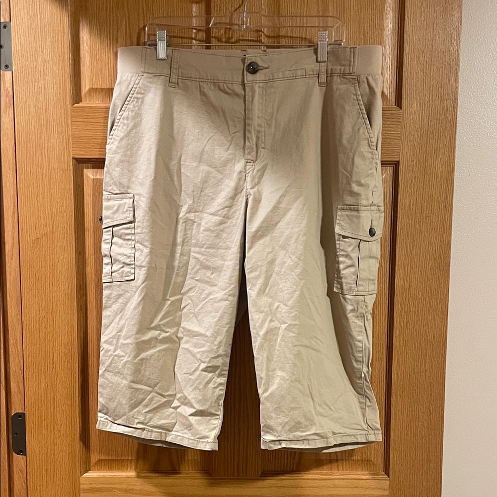 Lee Light Tan Shorts
